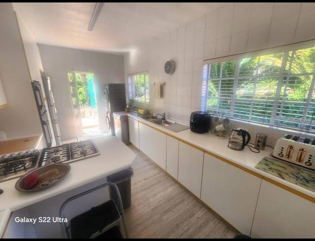 3 BEDROOM TOWNHOUSE FOR SALE IN NEW REDRUTH